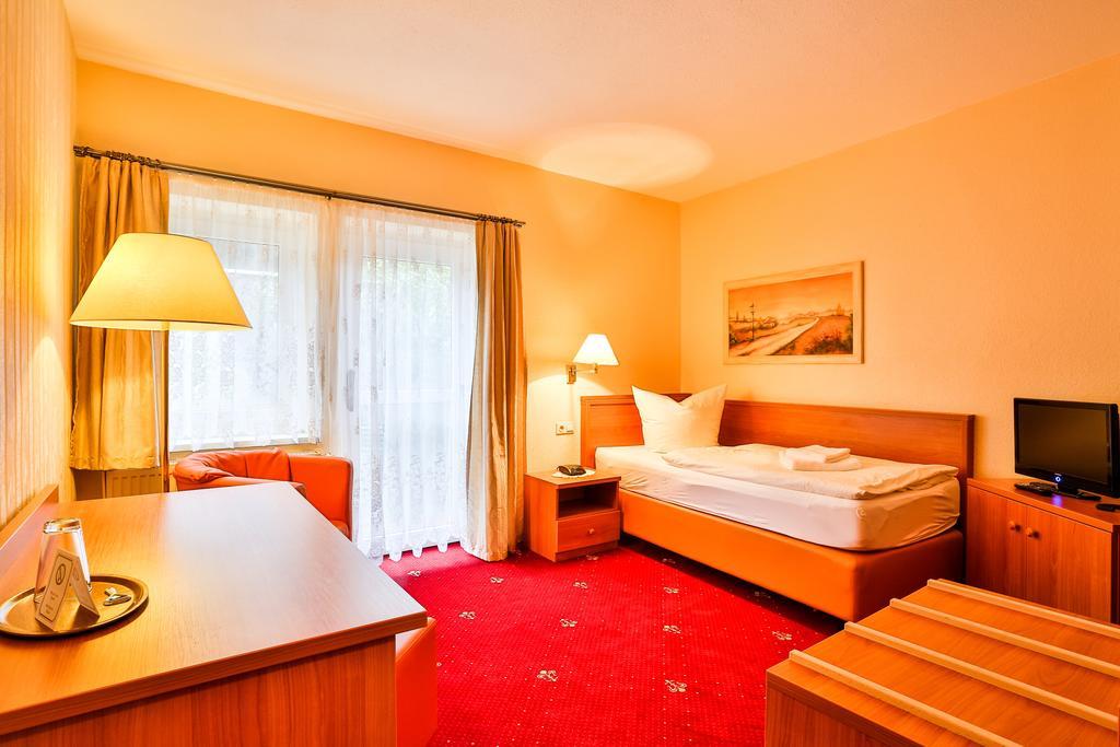 Hotel & Pension Villa Camenz Güstrow Chambre photo