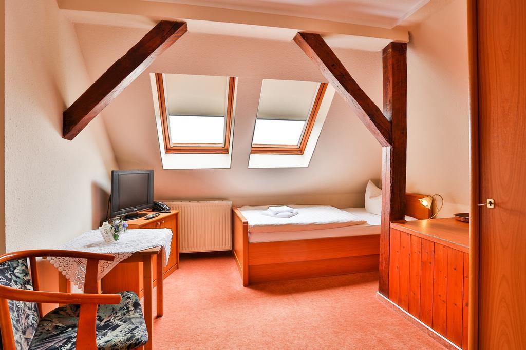 Hotel & Pension Villa Camenz Güstrow Chambre photo