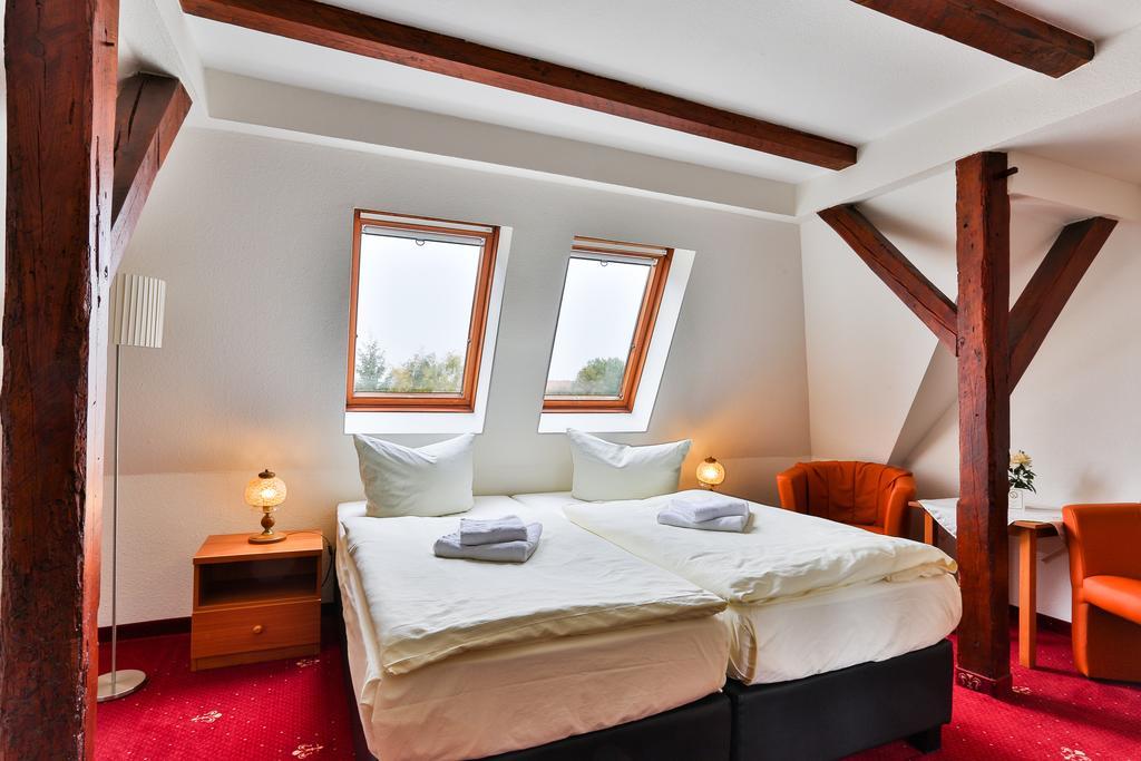 Hotel & Pension Villa Camenz Güstrow Chambre photo